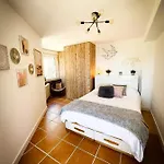Warehouse Apartment *