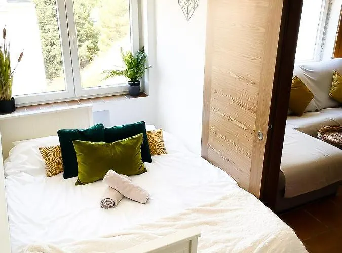 Apartment Warehouse Sierra Nevada