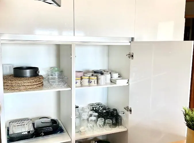 Warehouse Apartment *